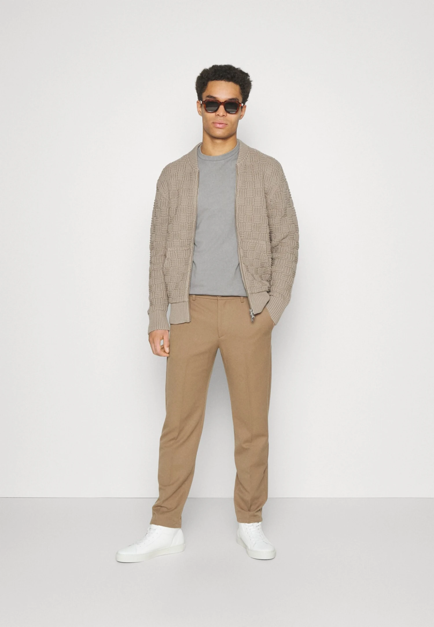 DRYKORN Max - Vest - Brown 4 DRYKORN Max - Vest - Brown - Afbeelding 2